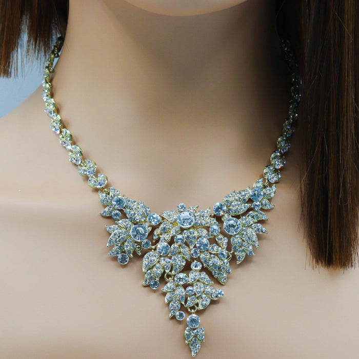 Vintage Crystal Gold Necklace & Earring Set.